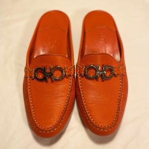 Salvatore Ferragamo leather women’s mules 6B